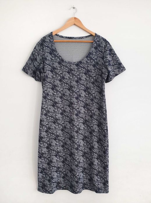 Sukienka Prosta Do Kolan Z Krótkim Rękawem Midi Wzór Koronka XL