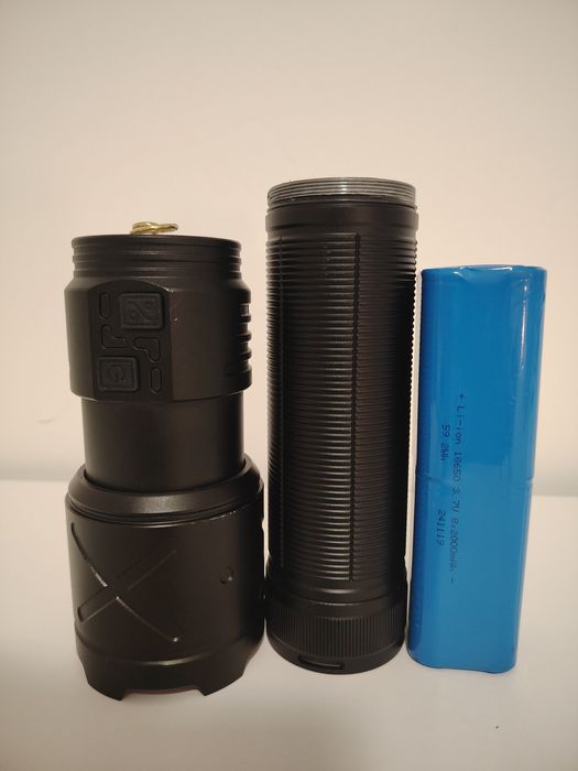 Lanterna GT-60 Premium Super Canhão 8×18650