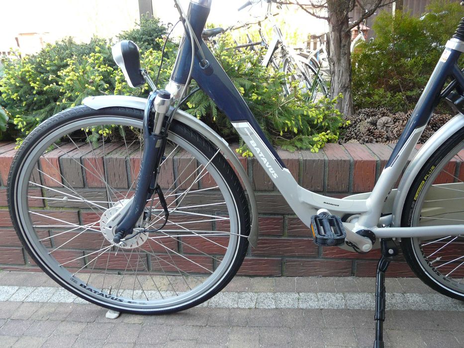 Rower elektryczny BATAVUS  Intermezzo Easy 28"/53 Holender,maneka