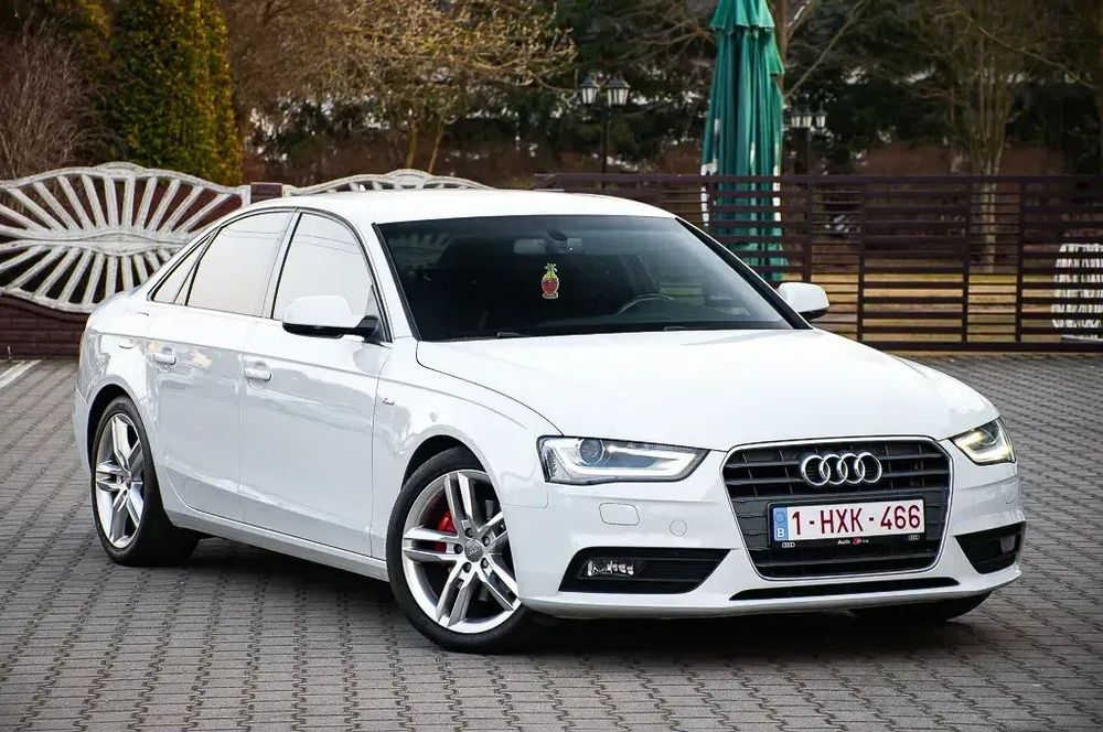 Audi A4 Limousine Lift*S Line*Biała Perła*Navi*Bose*Led*Hak*Bardzo Niski Przebieg!*