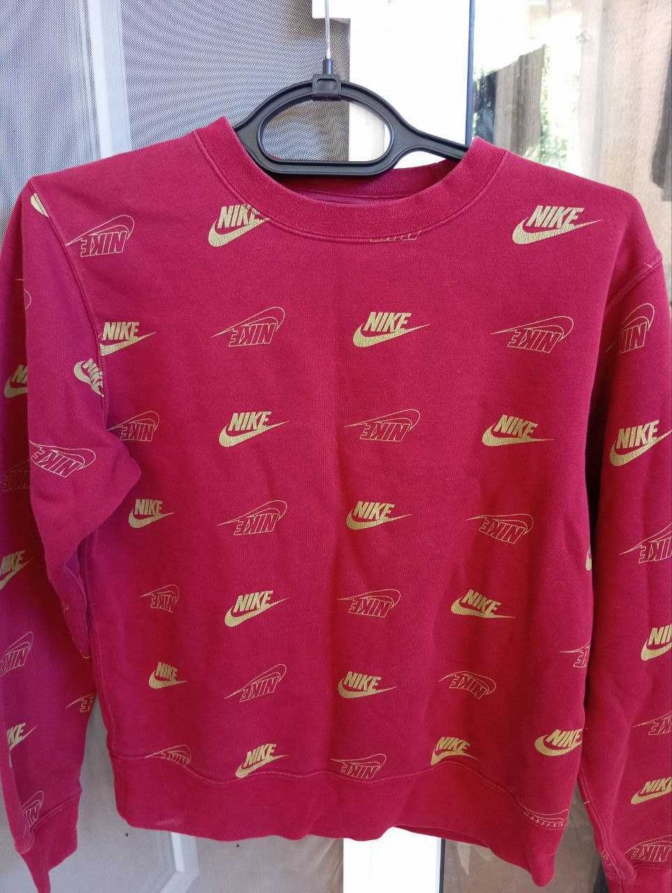Лонгслів Nike, дешево