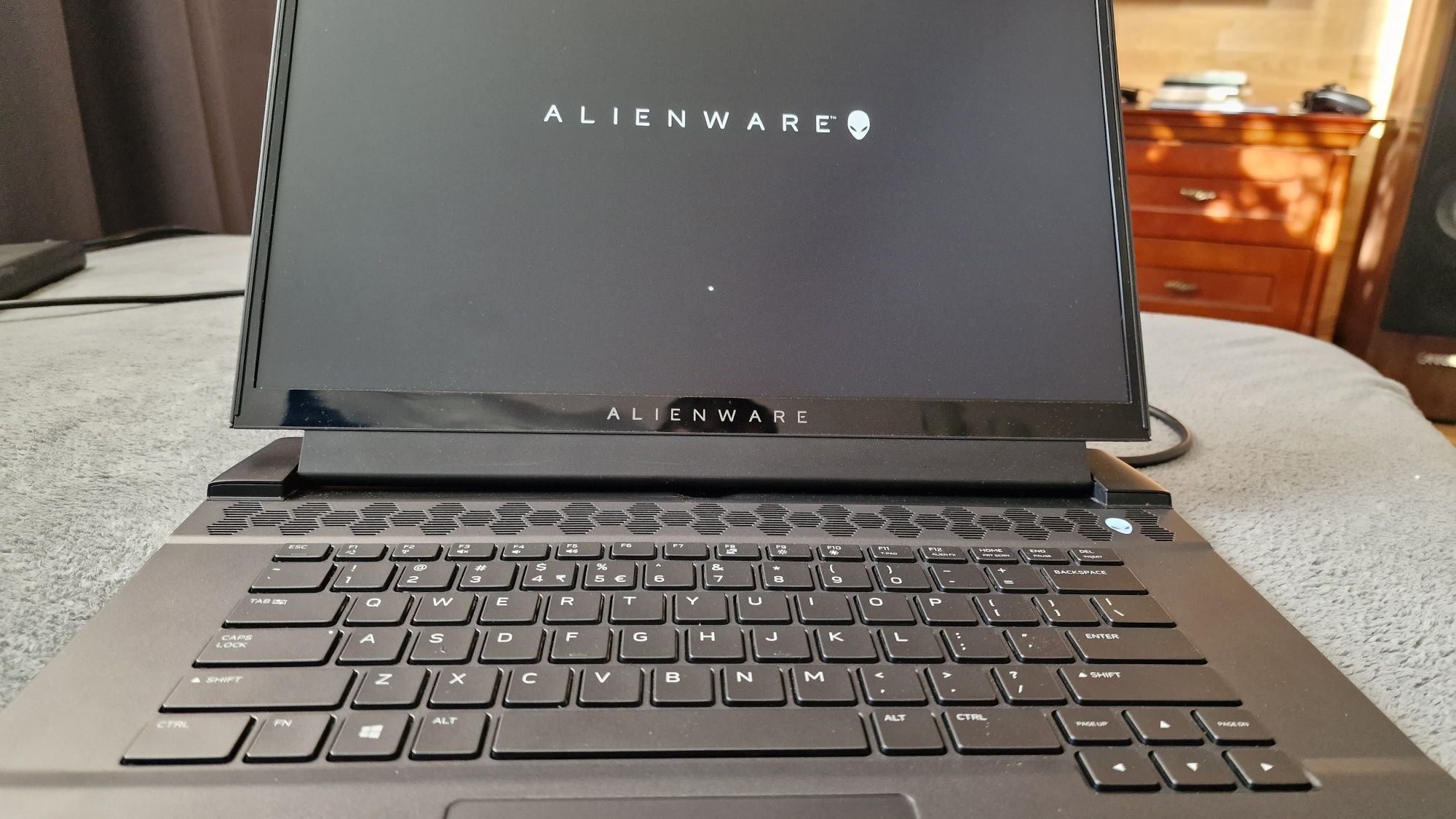 Laptop Dell Alienware m15 R3 i9 32Gb 1tb RTX2070 do grania zamiana