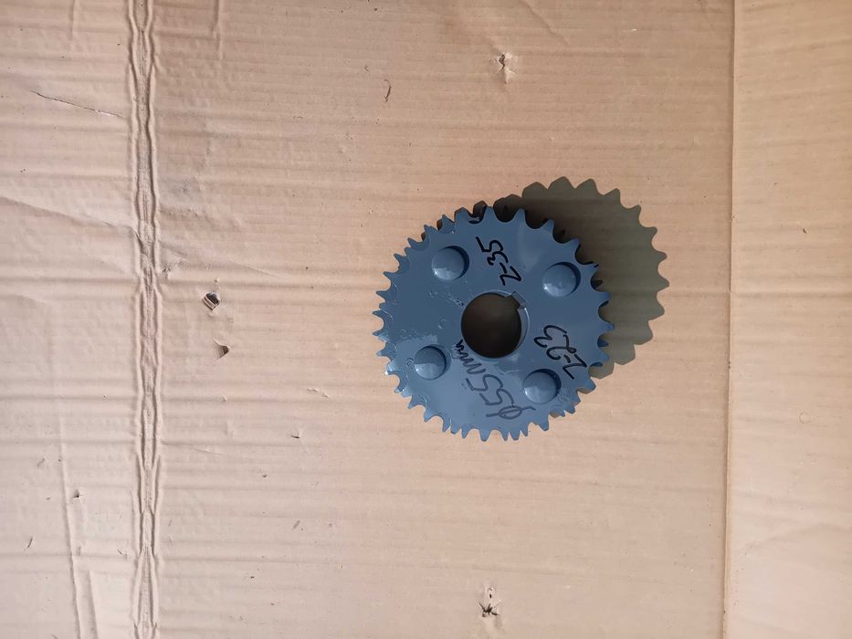 glowica silownika prasa Claas 44,46,66,160 rollant,kombajn 053368.0