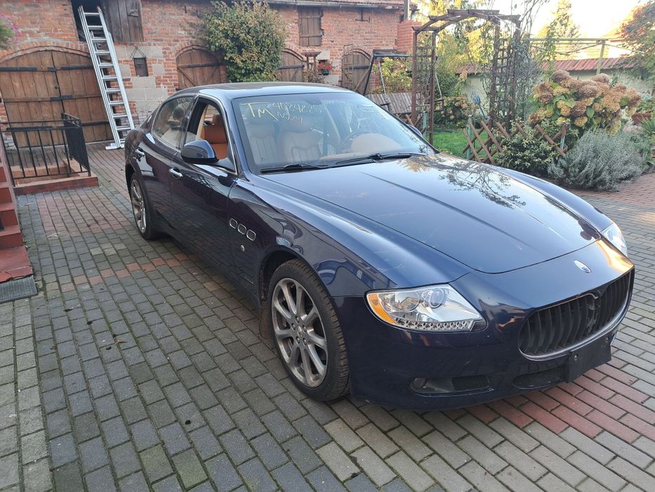 Maserati quattroporte mały przebieg 4.2 skrzynia zf