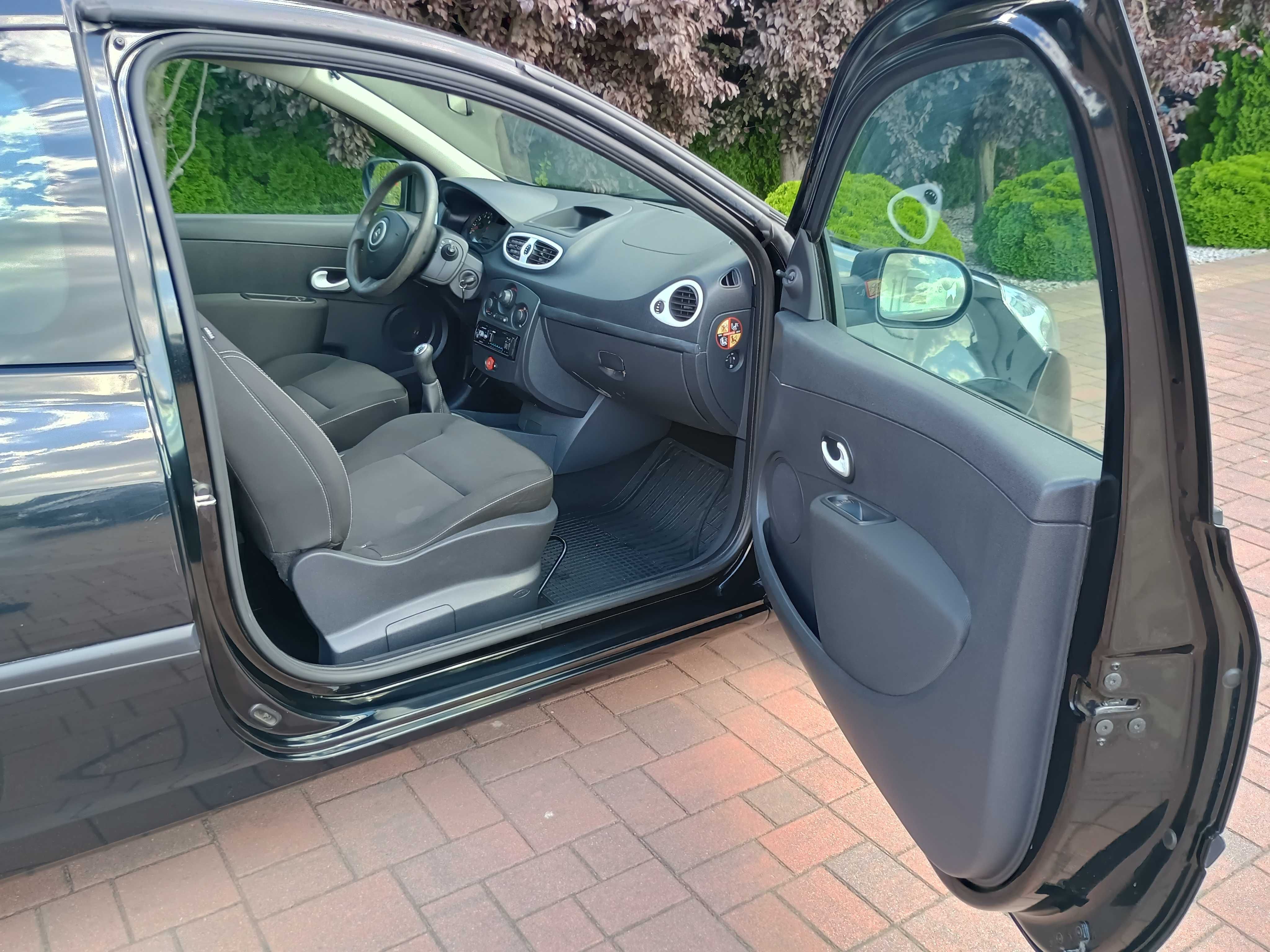 Renault Clio III Lift 2012r 1,2i 75KM 150.000km BEZWYPADKOWE z Niemiec