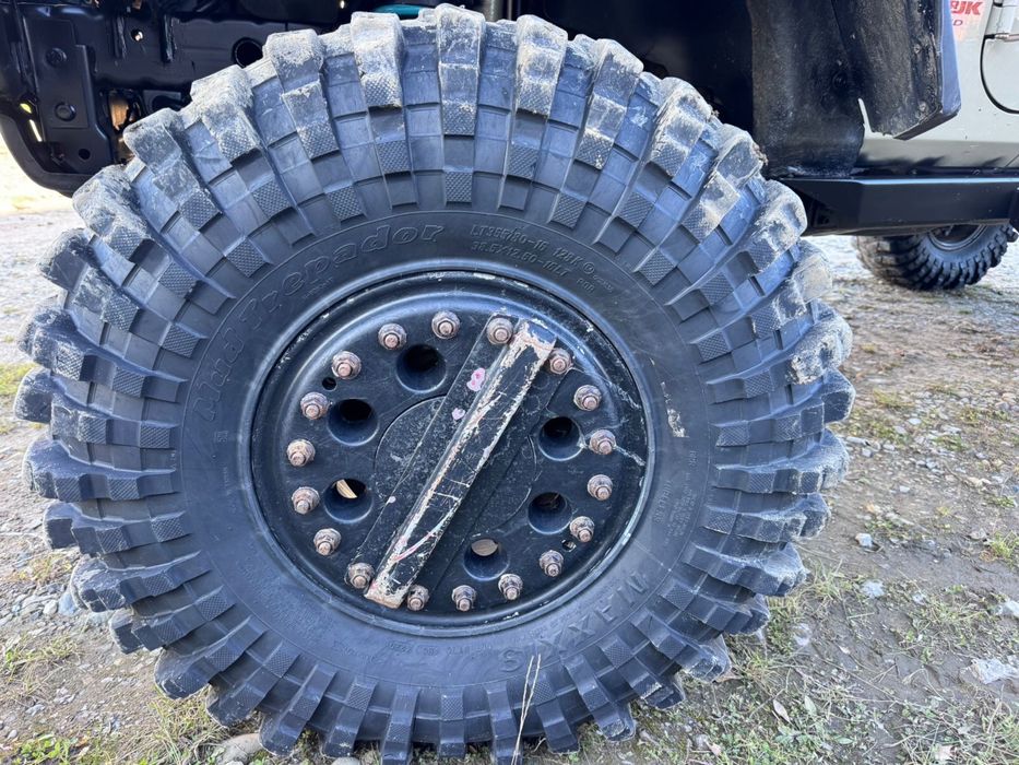 maxiss trepador 38.5-12.5 r16