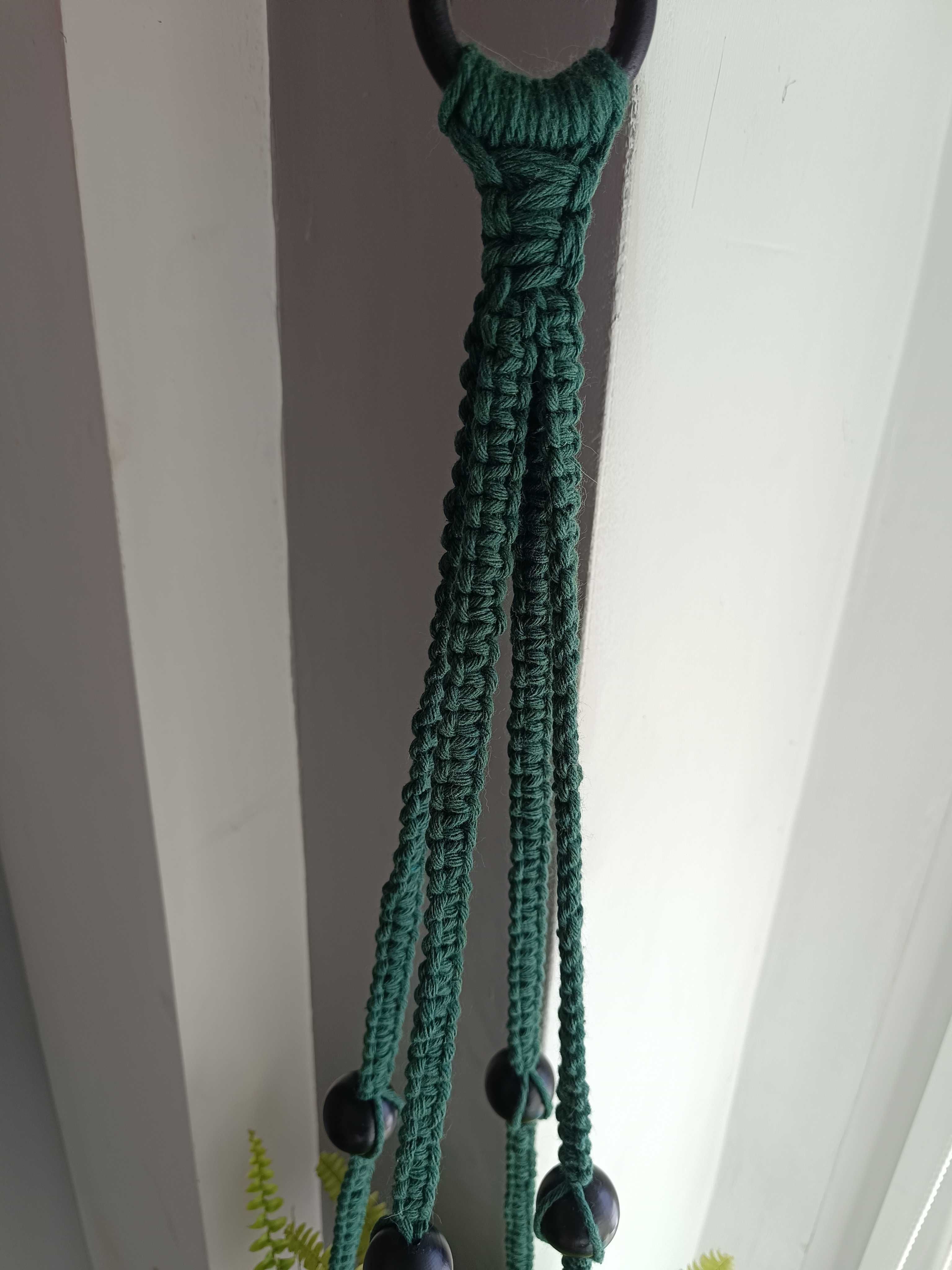 Kwietnik wiszący zielono czarny macrama BOHO DIY dekoracja prezent