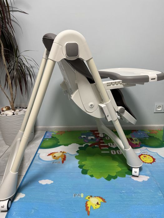 Стільчик для годування Bambinelli FG431