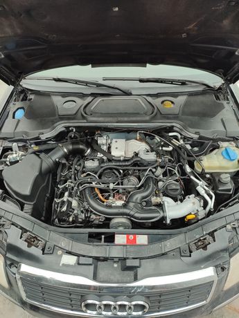Audi Мотор дизель 3.0 tdi Audi A8 d3