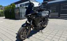 Yamaha Tracer Yamaha Tracer 7 GT Czarno-Złoty 2024 Kolorowy Wyświetlacz ABS Arrow