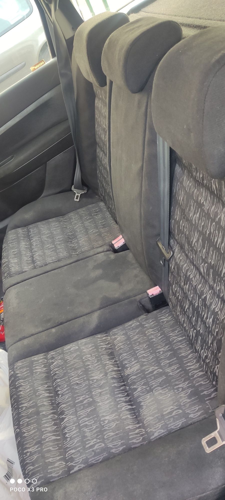 Vendo uma Peugeot 2003