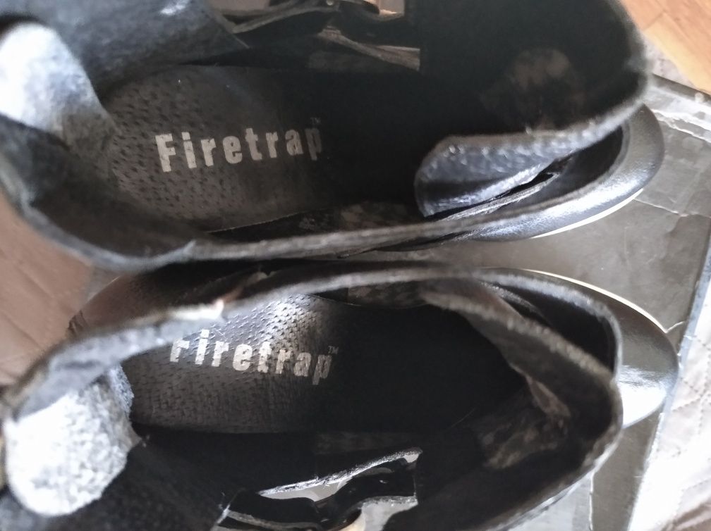 Ботинки Firetrap