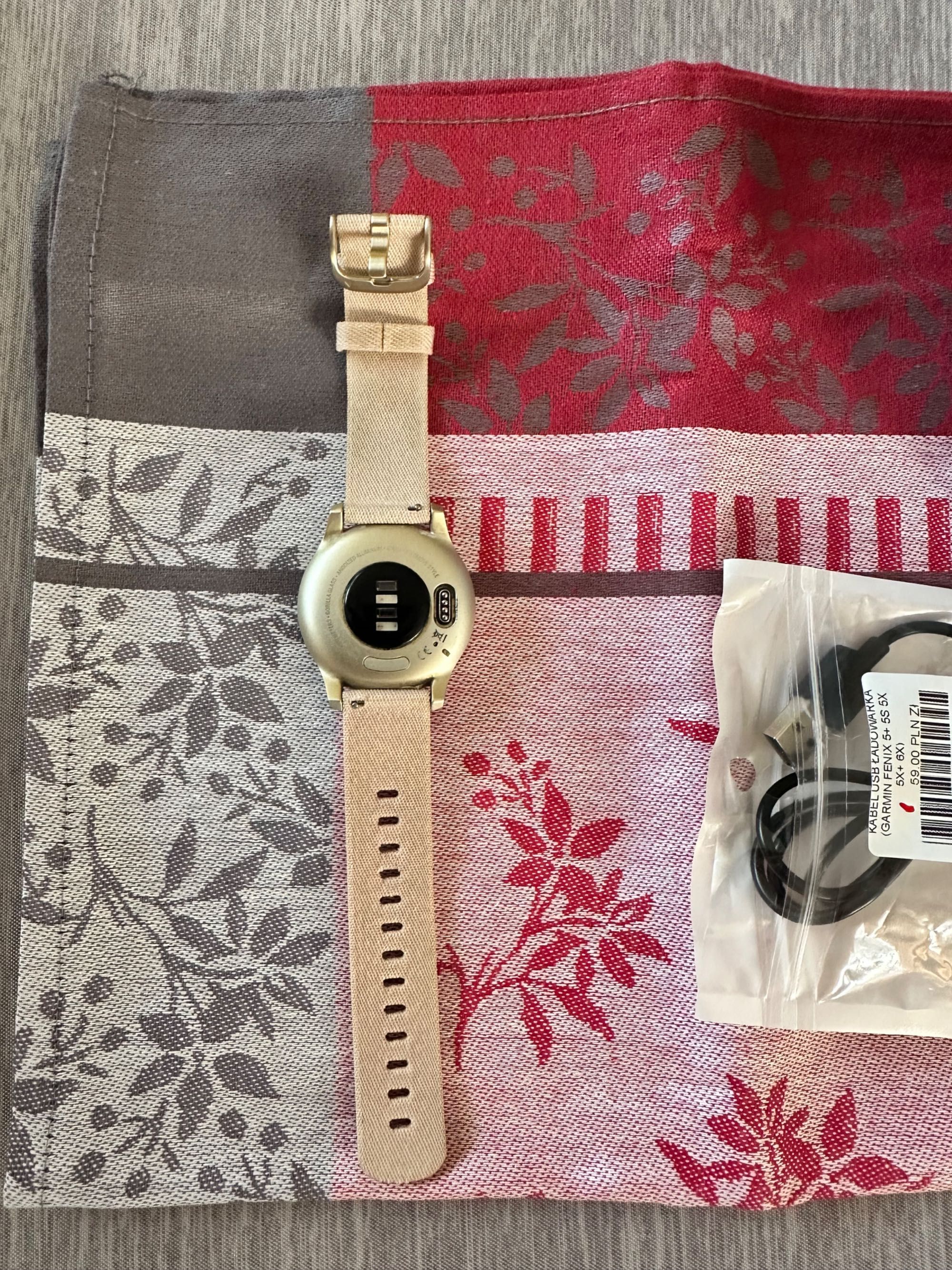 Smartwotch Vivomove Style.