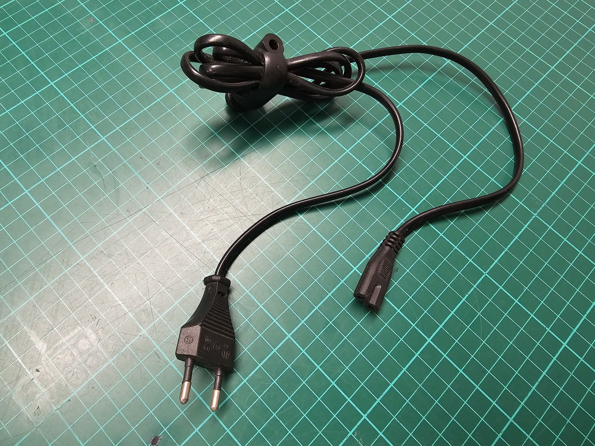 Kabel od radia zasilający