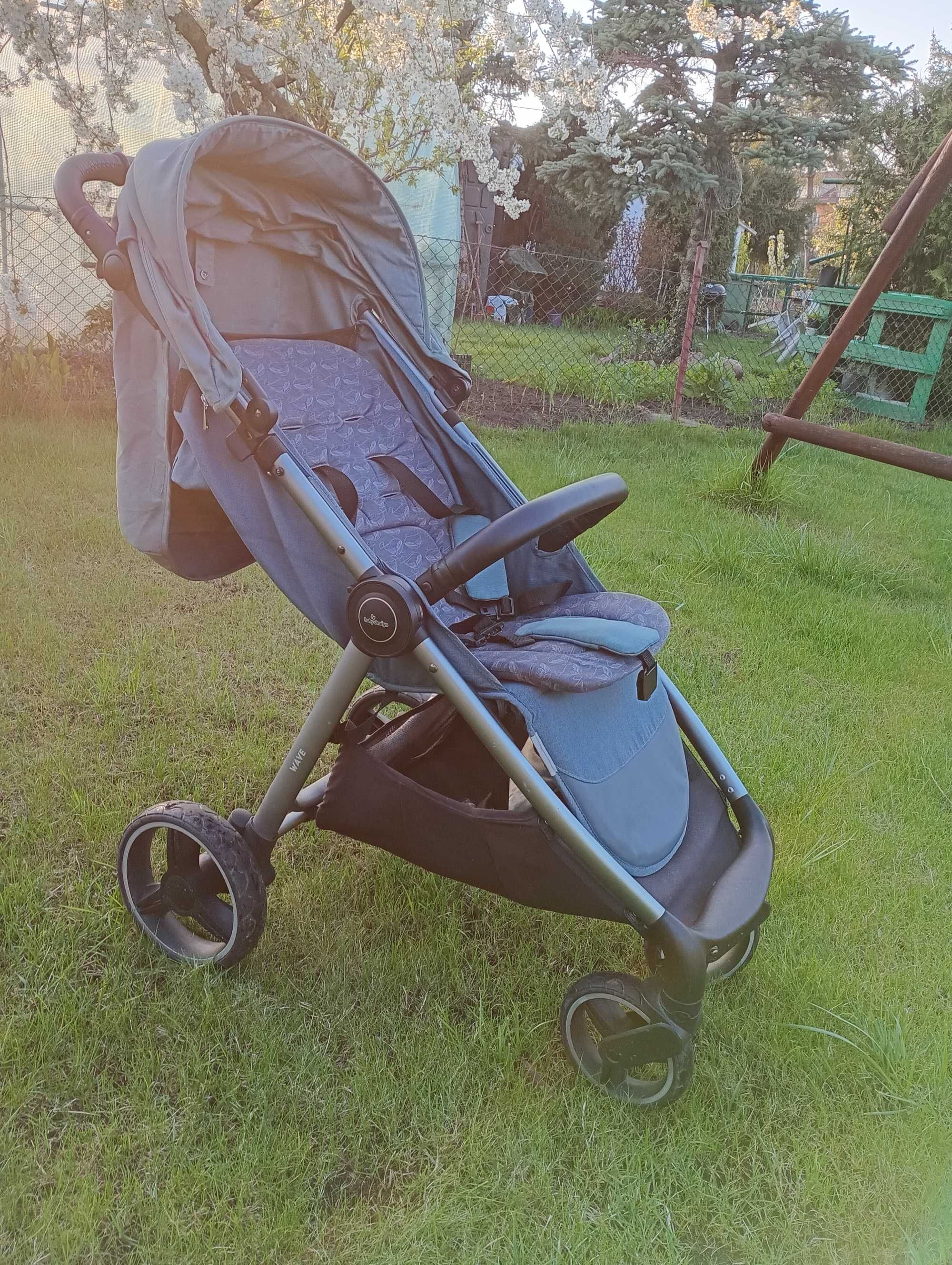 Wózek spacerowy Baby Design Wave