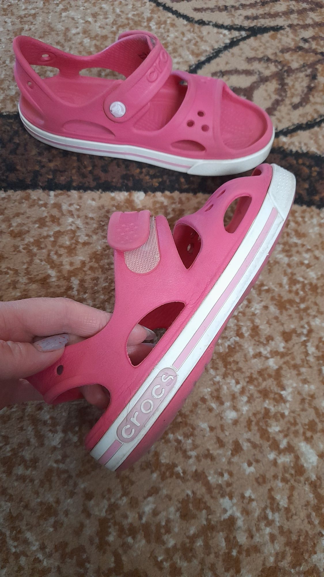 Crocs j1 для дівчинки