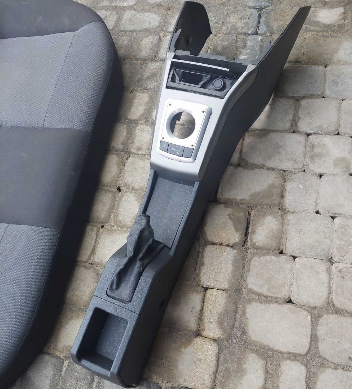 Fotel przedni + kanapa tylna+ boczki+ tunel- opel astra h hatchback