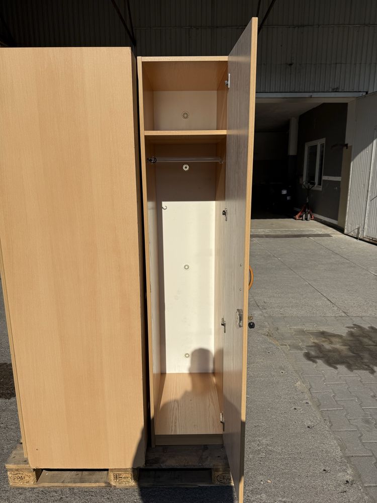 Szafka ubraniowa robocza pojedyncza 40 x 60 x 190 cm