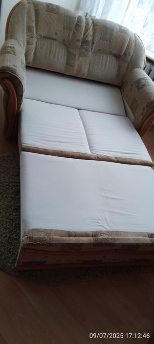 Sofa dwuosobowa z funkcją spania