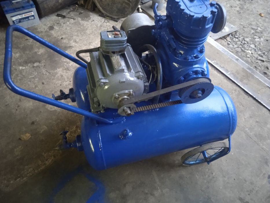 Компресор 100 літрів
