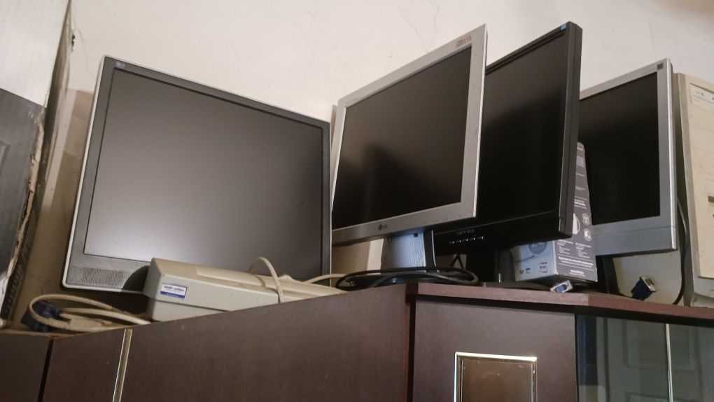 Monitory lcd sprawne