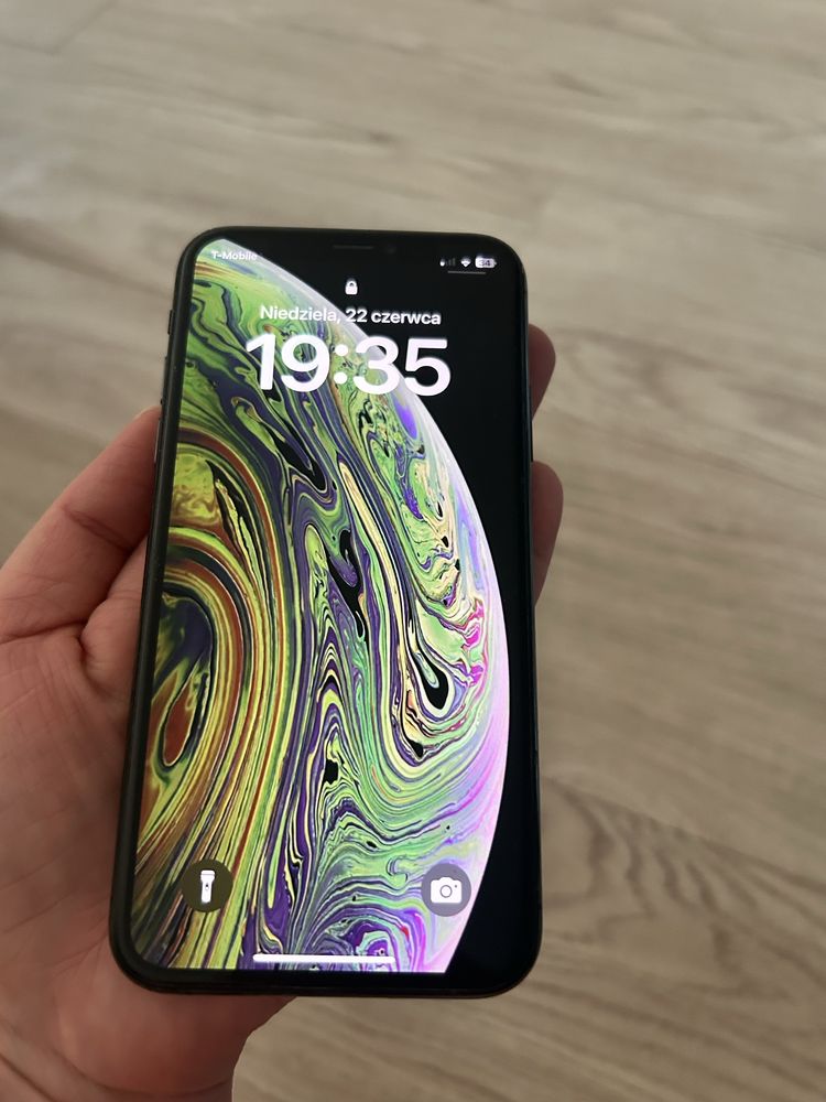 Sprzedam Iphone XS 64gb