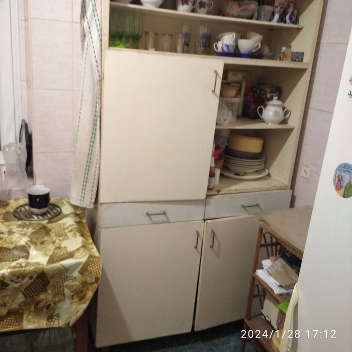 Мебелі,б/у ціна договірна