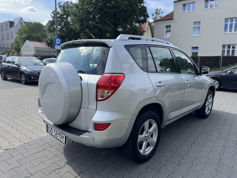 Toyota RAV4 2.2 D-4D • 2006 • 190 000 km • Bezwypadkowa • 4x4