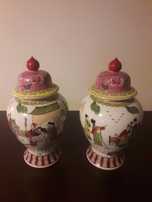 Par de potes com tampa de Macau