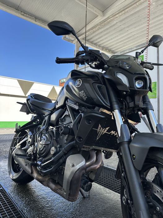 Yamaha MT-07 Black (35kw livrete) 2021