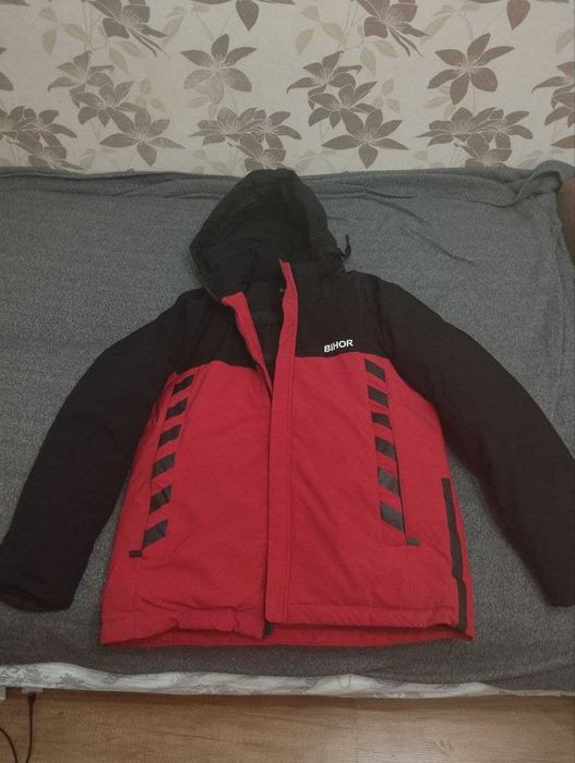 Продам куртка Bihor
