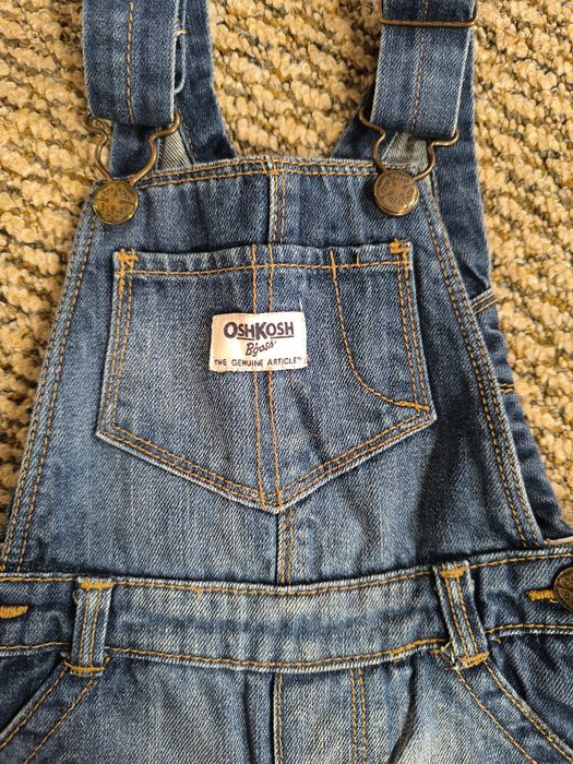 Продам джинсовий теплий комбінезон OshKosh, розмір 2T.