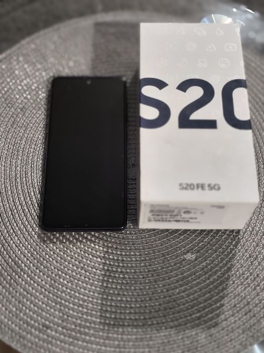 Smartfon Samsung S20 Fe