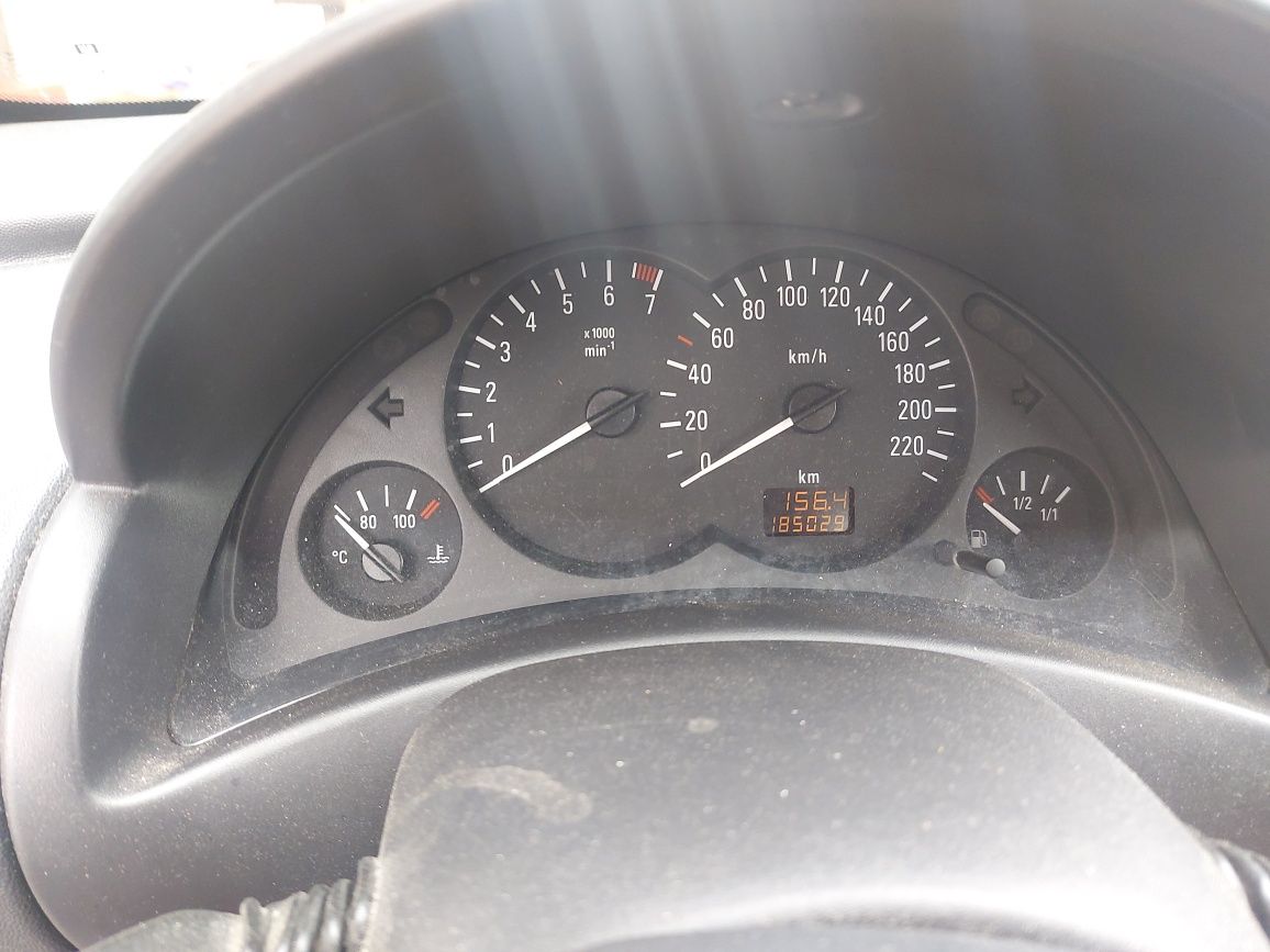 Opel corsa c 1.2