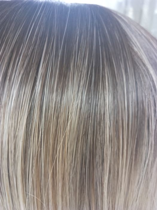 Эффектный термостойкий парик каре