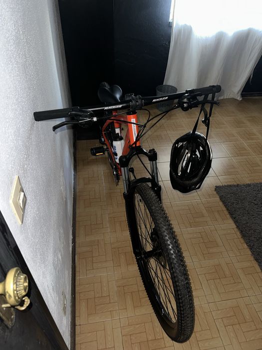 Bicicleta em estado novo