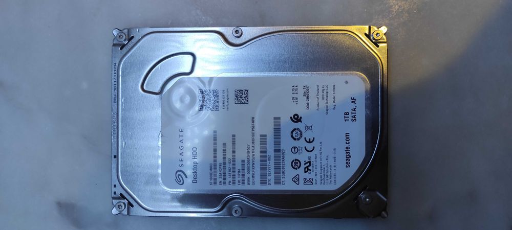 3.5" HDD Drives for Desktop PCs, External Drives, or NAS64552647991938121