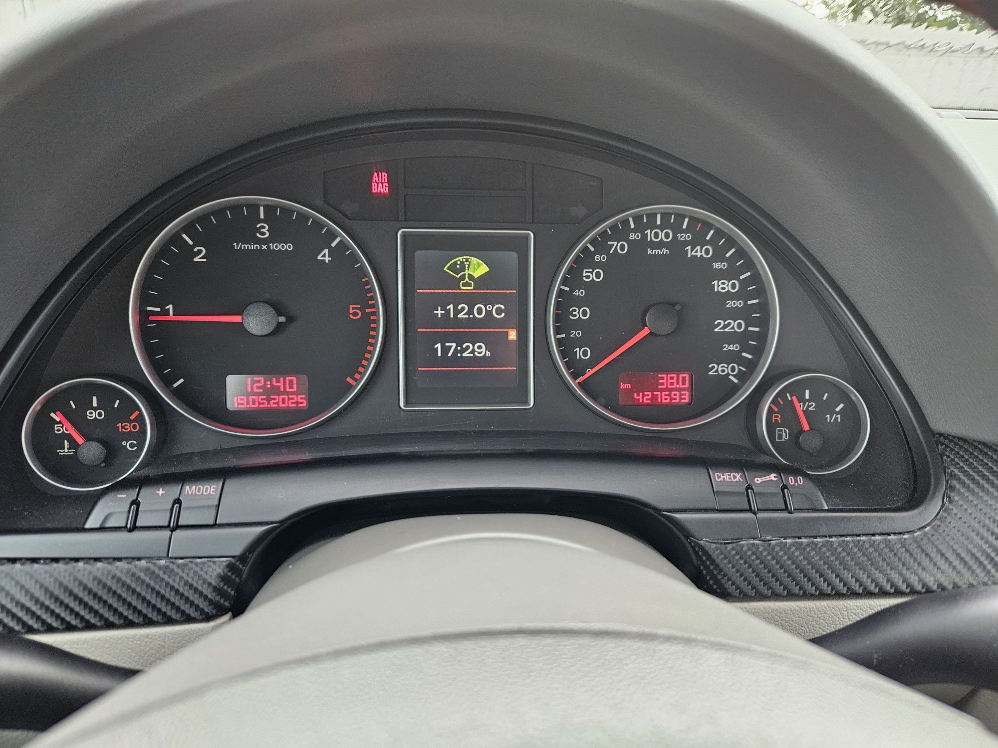 Audi A4 B7 2005 рік 2.0TDi для військових