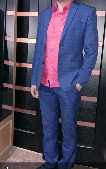 Продам чоловічий костюм