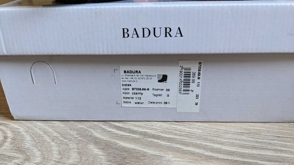 Botki Badura czarne zamszowe rozm. 39