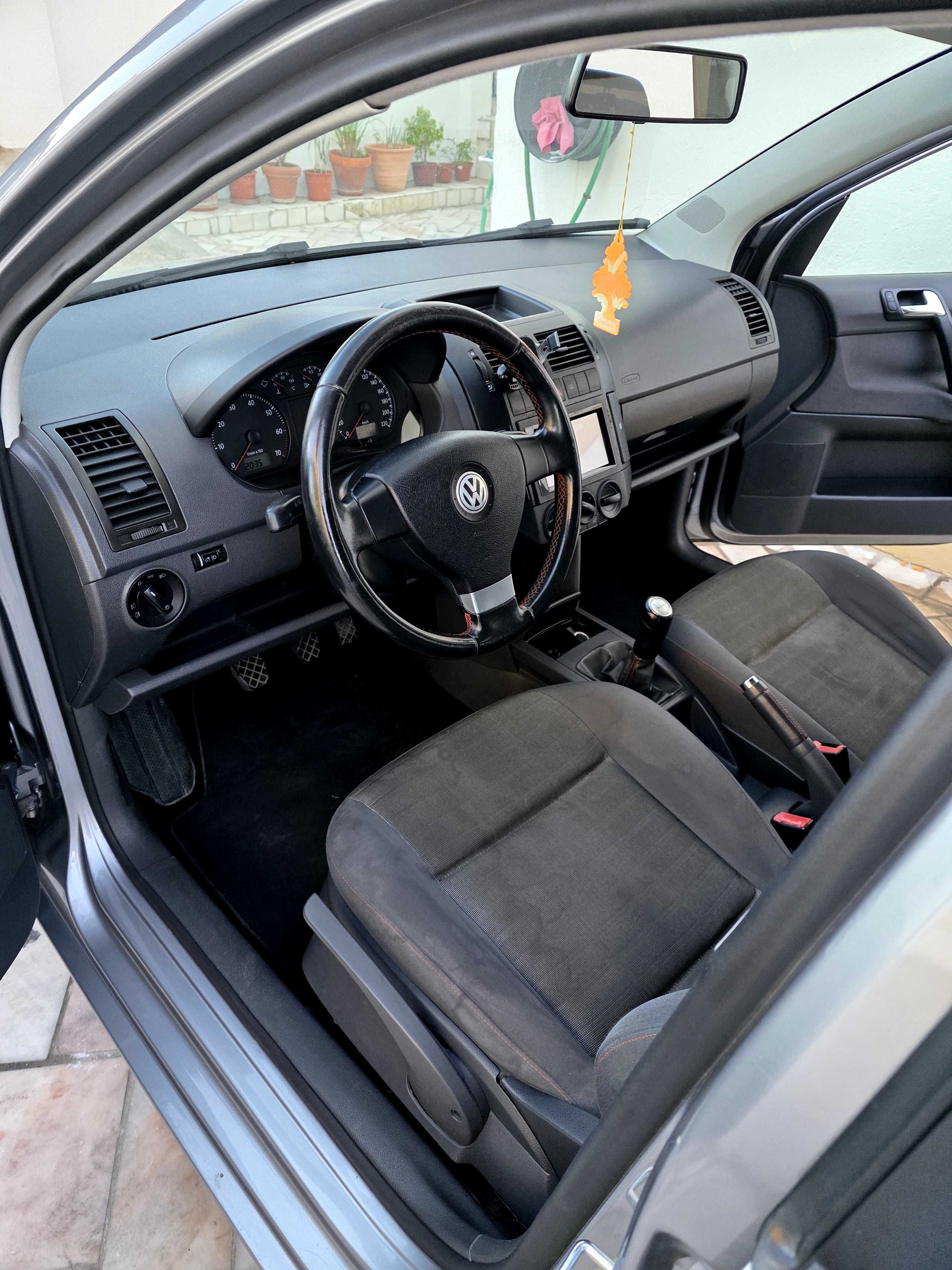 VENDO POLO 2006 Jantes aro 17 e Som automotivo