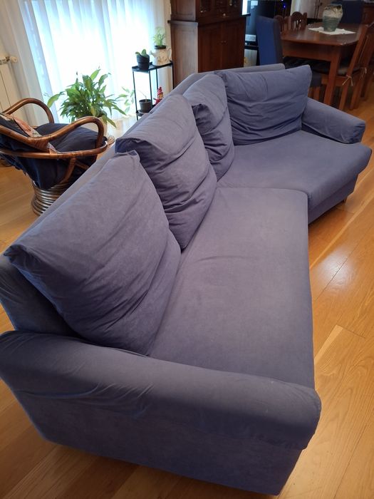 Sofá familiar em bom estado