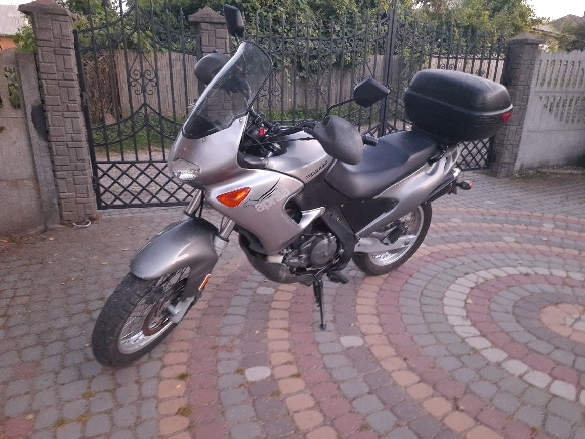 Aprilia Pegaso  650