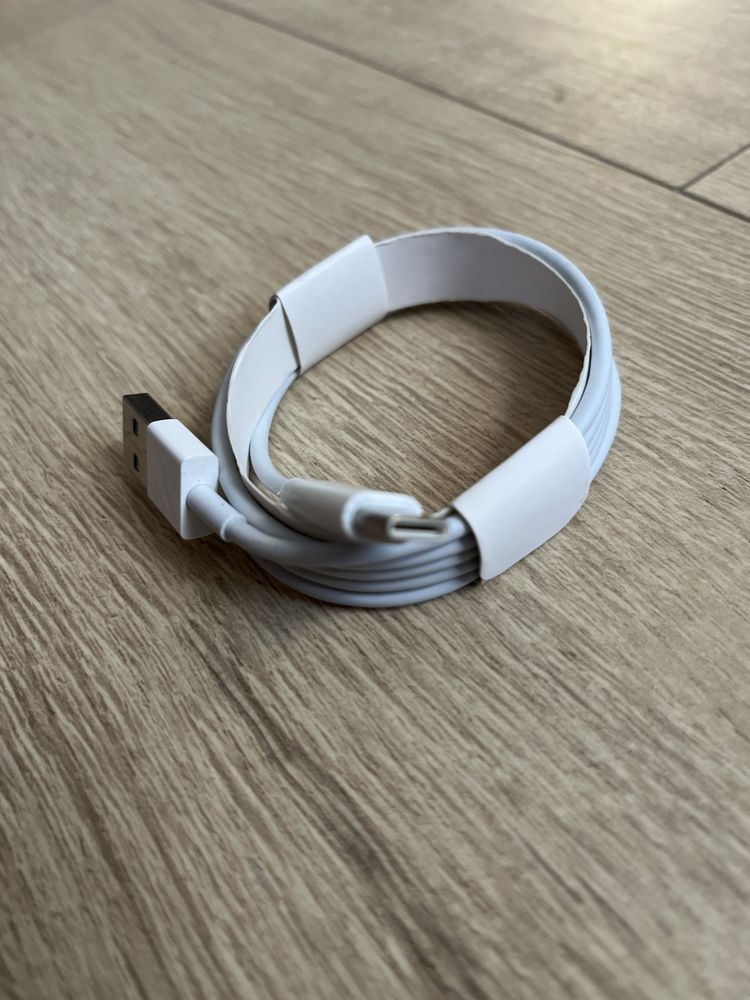 Kabel do ładowarki transmisji danych USB-A USB-C 1m kolor biały