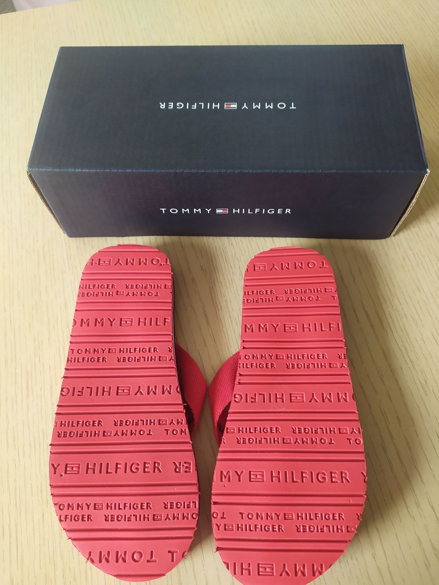 Tommy hilfiger buty, japonki 30