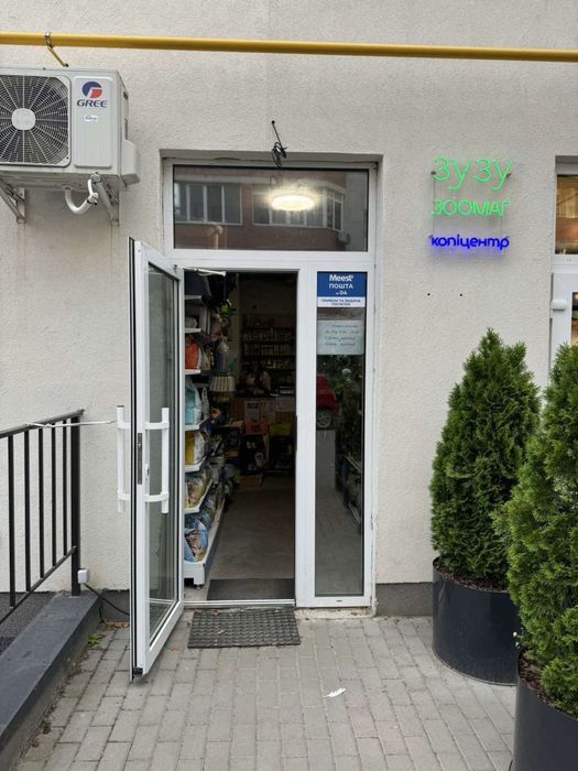 Аренда приміщення на 1 поверсі ЖК