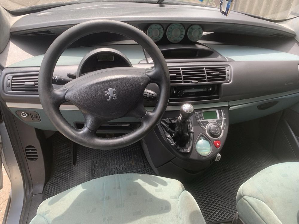 Peugeot 807 2.2 HDI 2003
