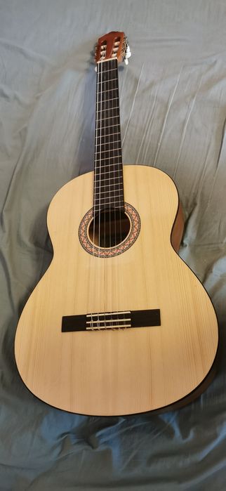 Gitara klasyczna Yamaha C40M 4/4