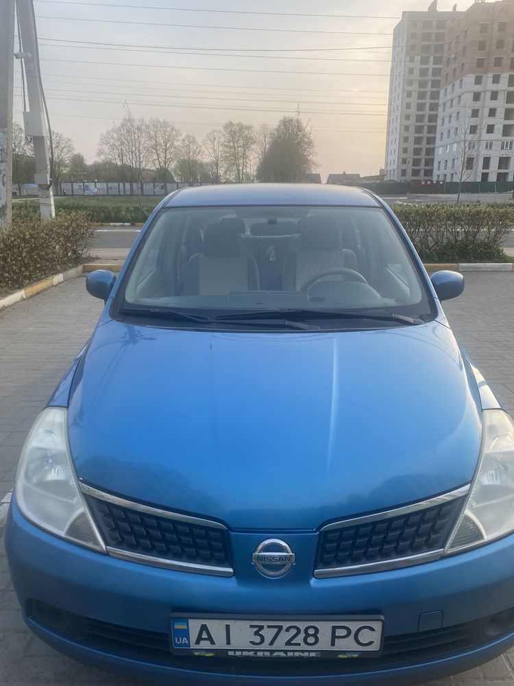 Nissan Tiida 2007