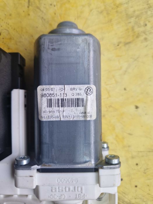 Sterownik Podnosz. Szyby Lewy Przód Vw Audi Seat Skoda 1K0.959.701.P